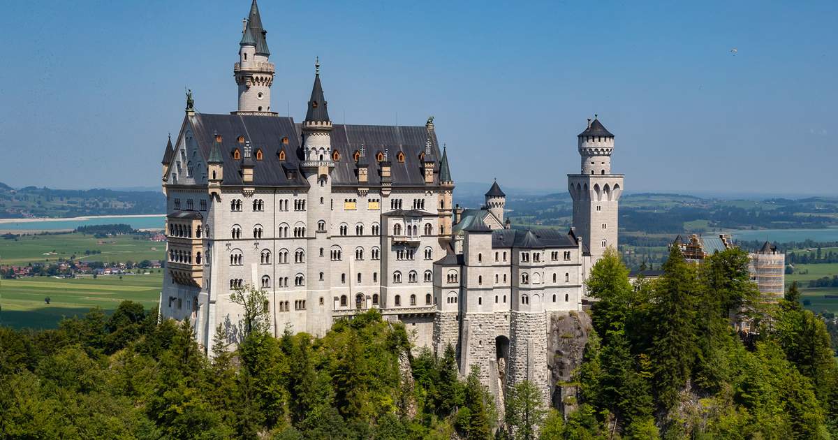 ノイシュヴァンシュタイン城・リンダーホーフ城・オーバーアマガウ